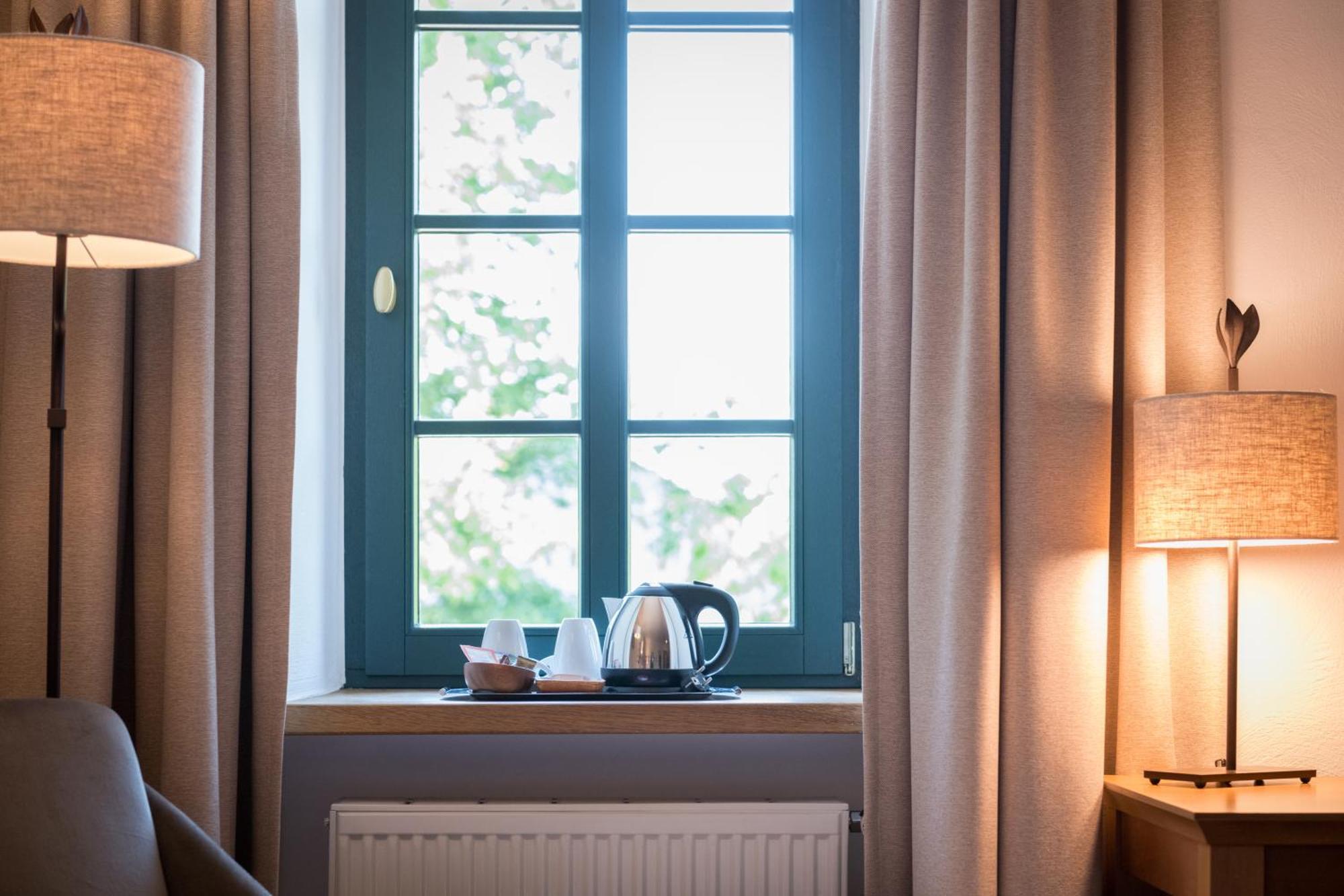 Burg Obbendorf Hotel Niederzier Buitenkant foto